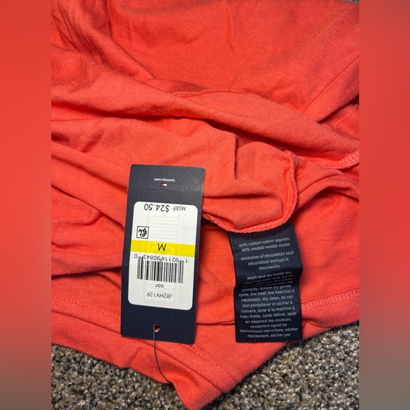 Tommy Hilfiger women’s peach/orange short sleeve T-shirt size (M) new with tag. - Picture 8 of 9
